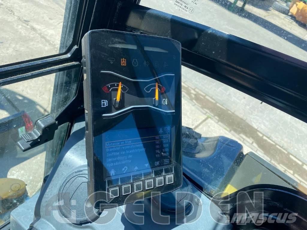 CAT 303 - 3 Buckets Miniexcavadoras