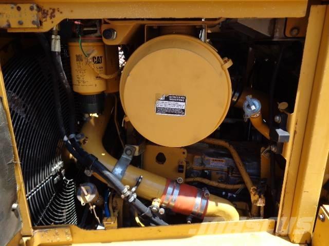 CAT D 6 R II Buldozer sobre oruga