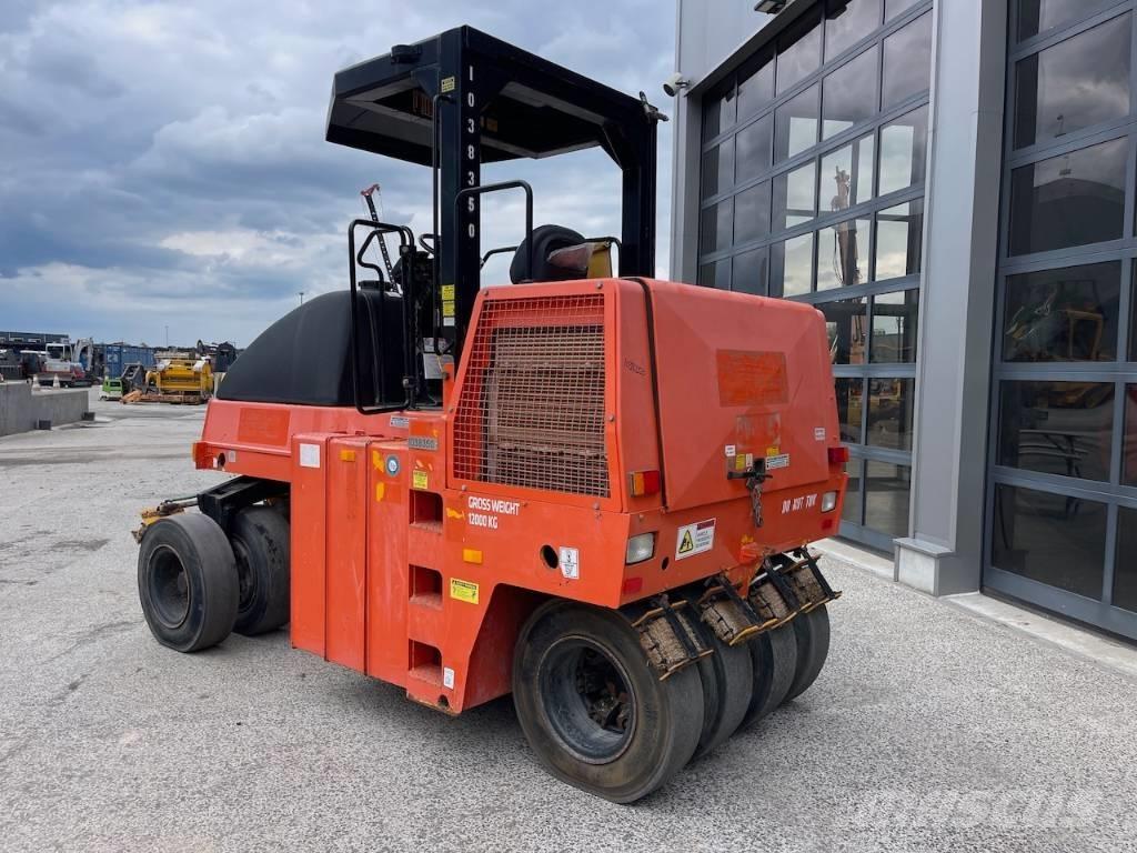 Dynapac CP 142 Rodillos sobre neumáticos