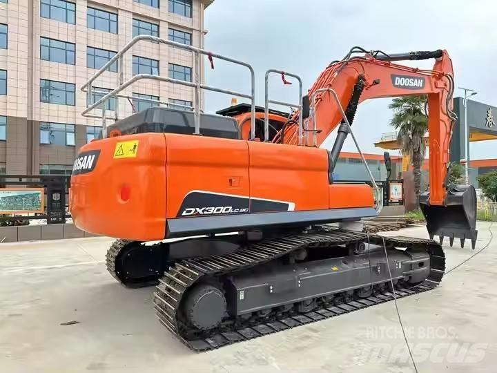 Doosan DX300LC-9C Excavadoras sobre orugas