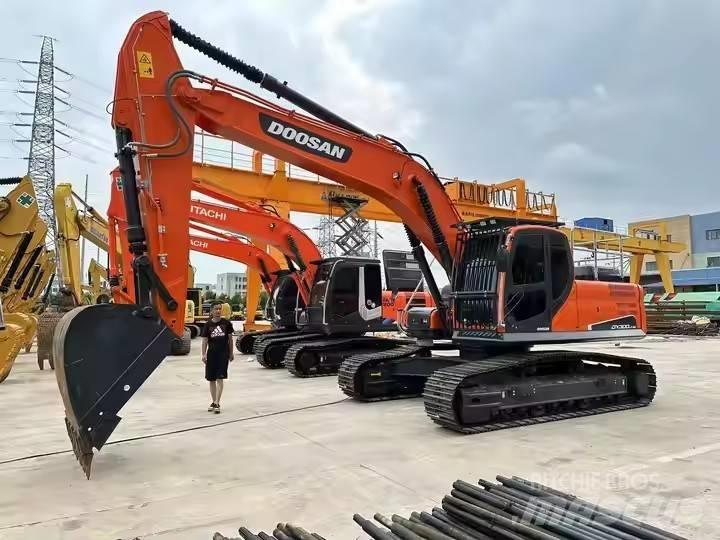 Doosan DX300LC-9C Excavadoras sobre orugas