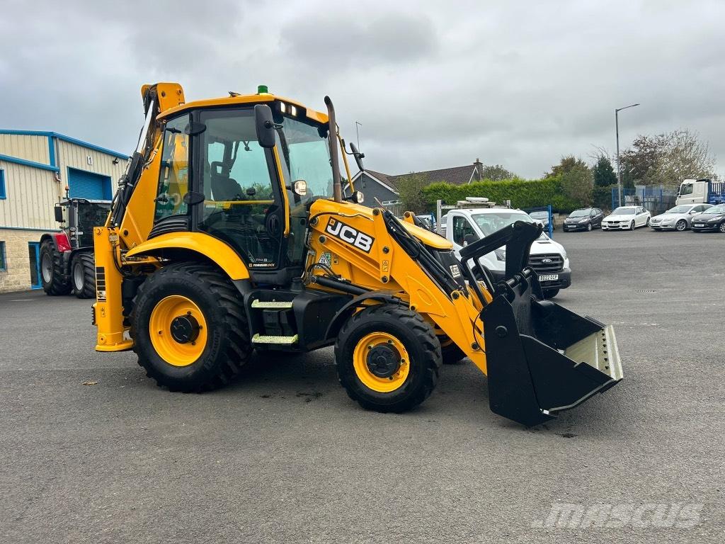 JCB 3CX 81kW / 108 BHP Retrocargadoras