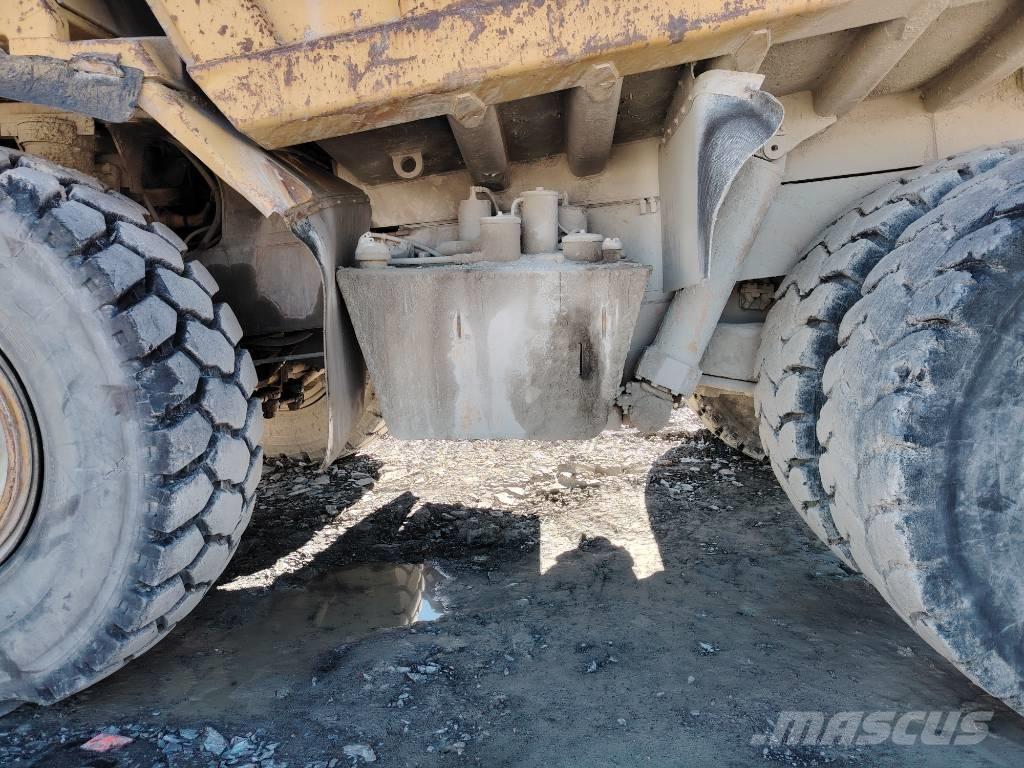 CAT 773 B Camiones de volteo rigidos