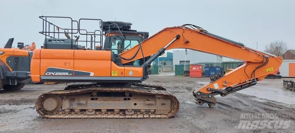 Doosan DX225LC-5 Excavadoras sobre orugas