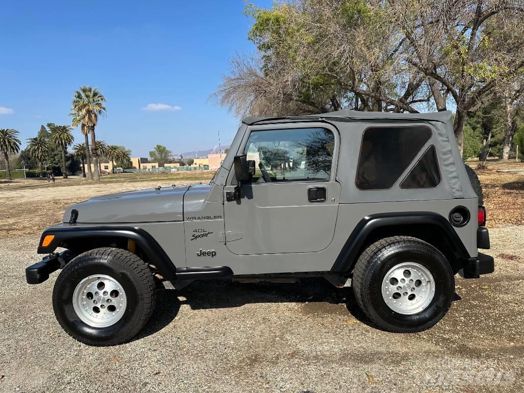 Jeep Wrangler Sport Carros