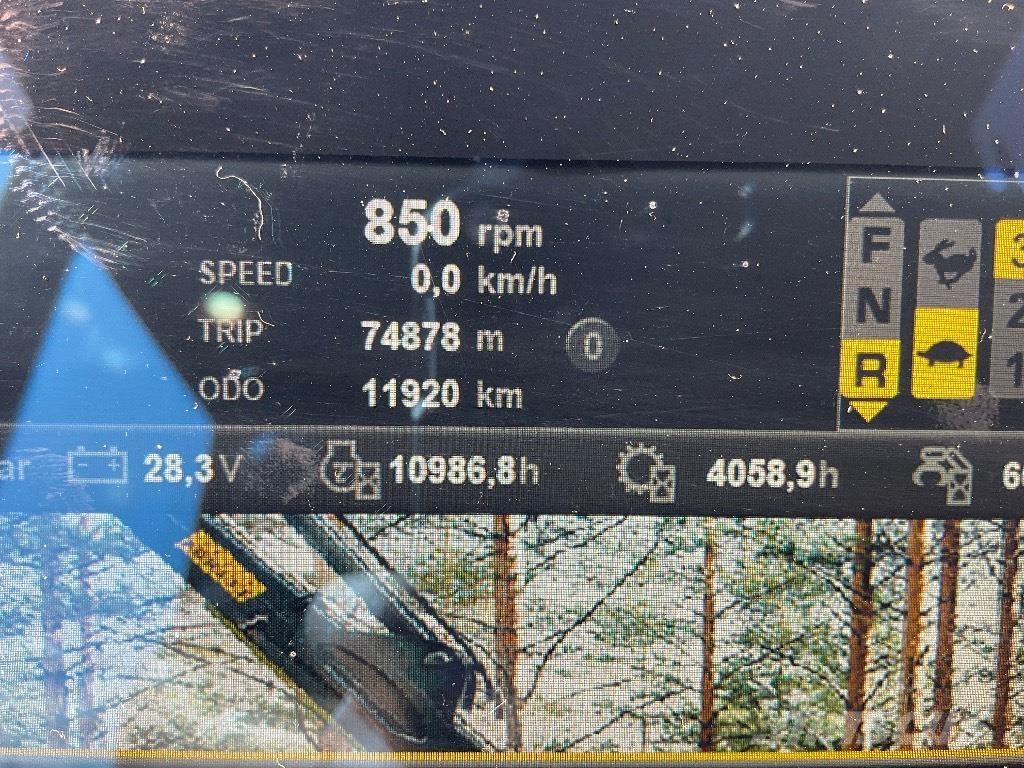 Ponsse BUFFALO 8W Transportadoras