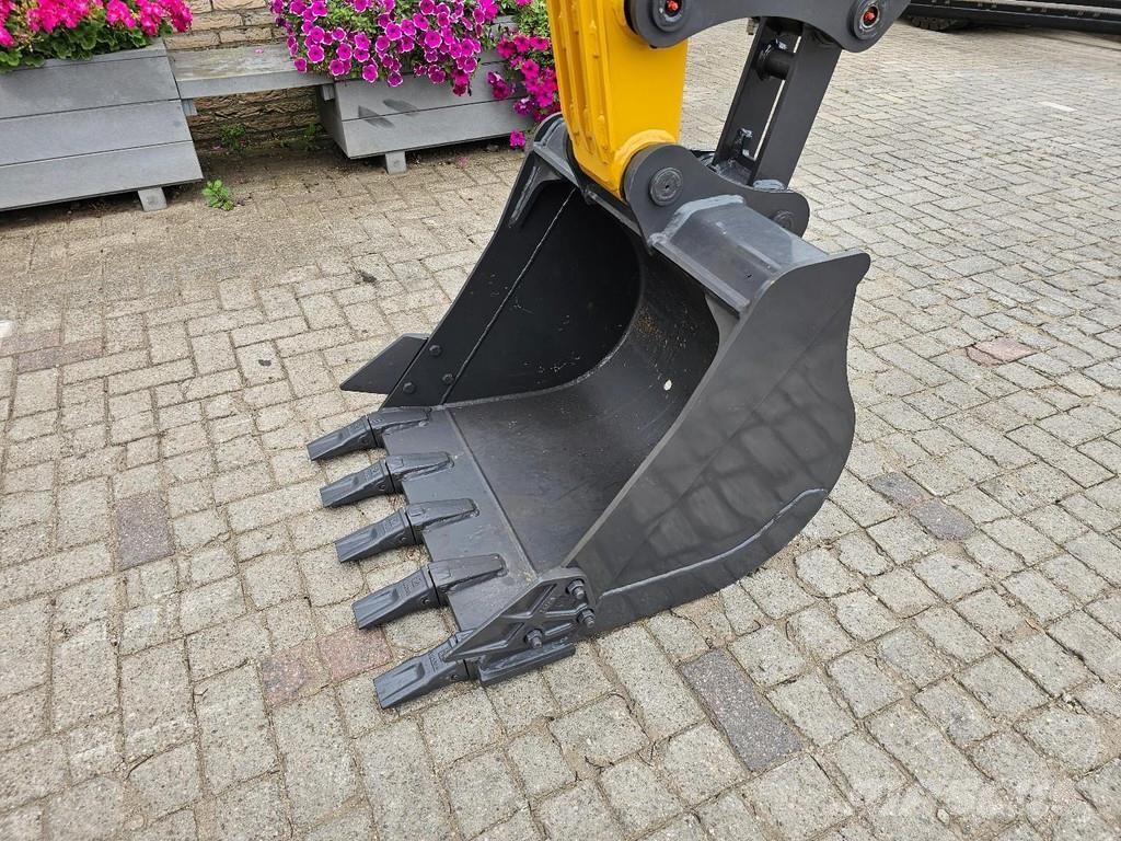 XCMG XE60GA Miniexcavadoras