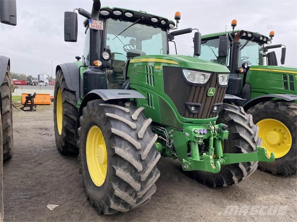 John Deere 6215R Tractores