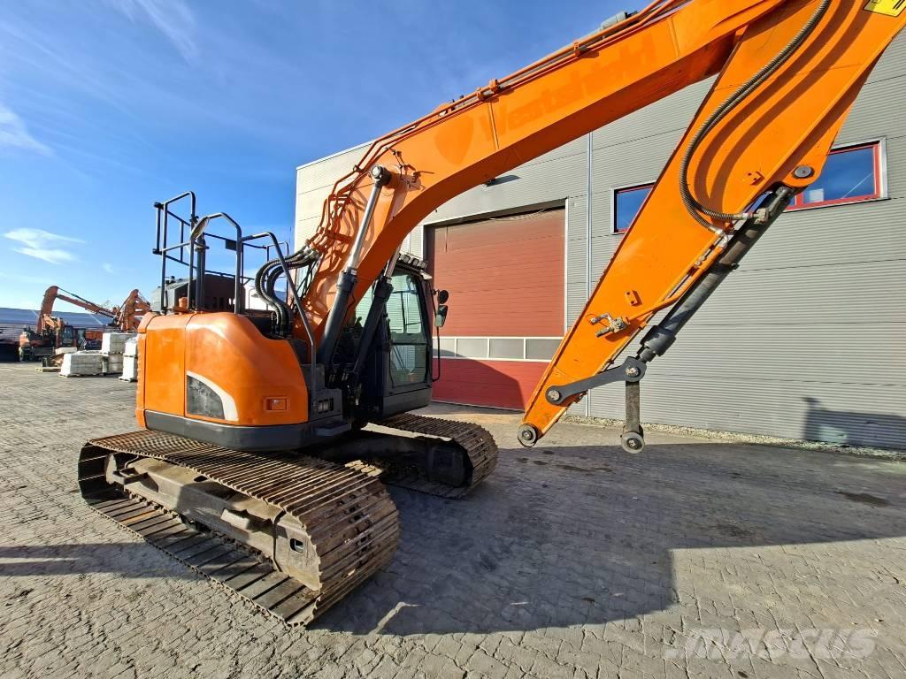 Doosan DX 140 LCR Excavadoras sobre orugas