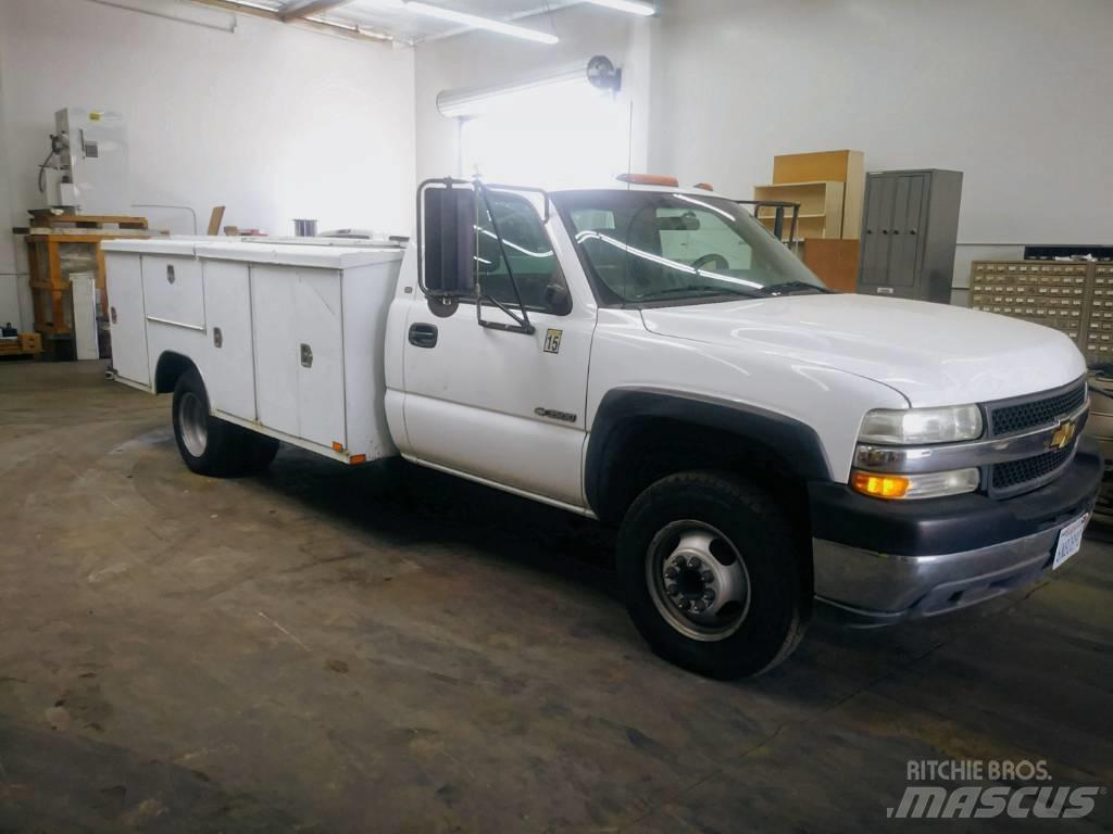 Chevrolet 3500 Caja abierta/laterales abatibles