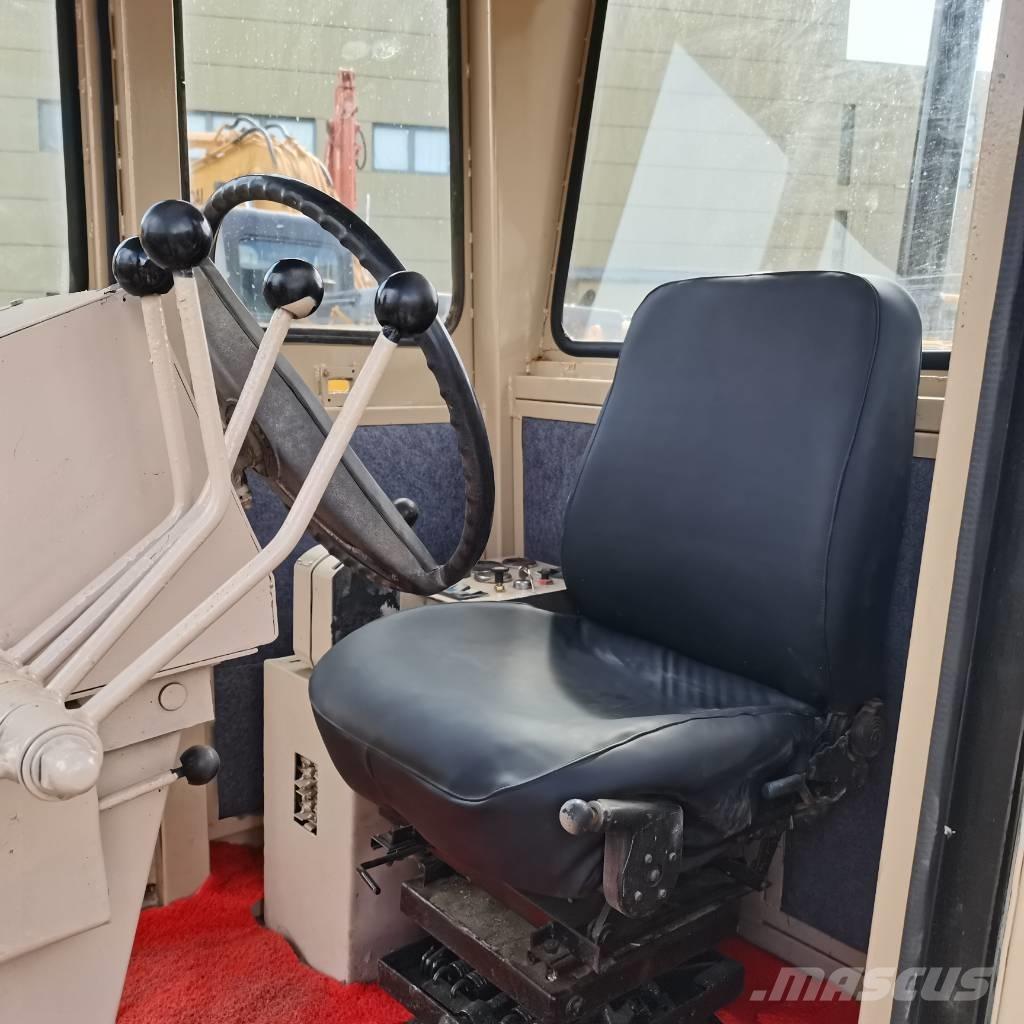 CAT 140k Niveladoras