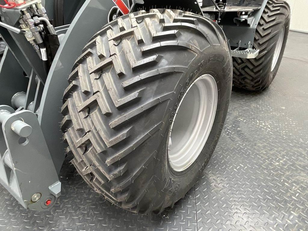 GiANT G2500 HD Cargadoras sobre ruedas