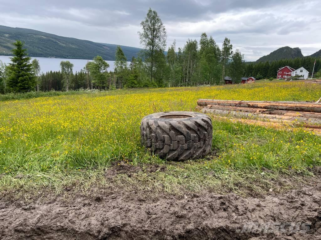 Ponsse BISON AF 8W Transportadoras