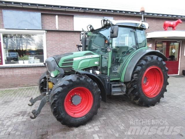 FENDT 211 Tractores