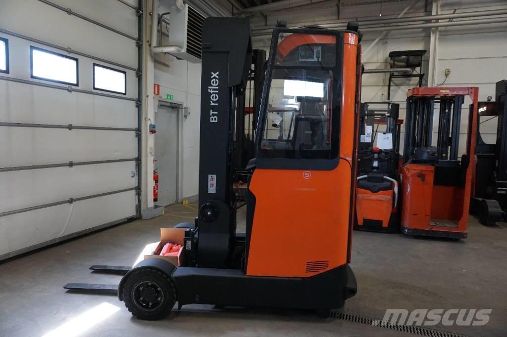 Toyota RRE160HR Montacargas de alcance de gran altura