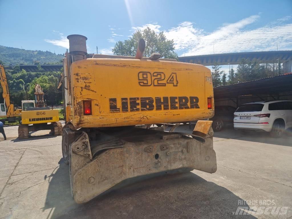 Liebherr A924C Manejadores de residuos industriales