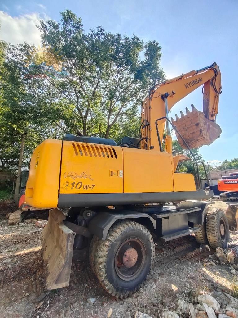 Hyundai R210W-7 Excavadoras de ruedas