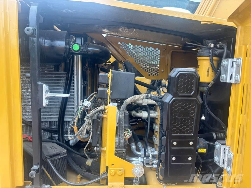 CAT 310 Excavadoras sobre orugas