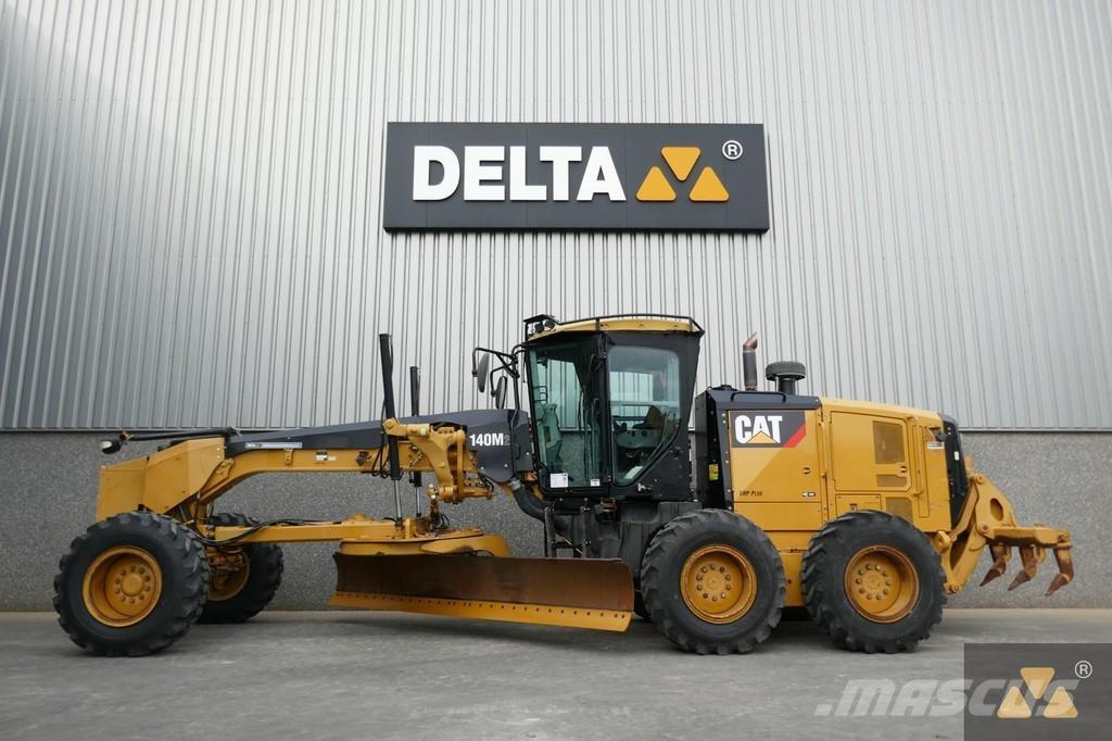 CAT 140M2 Niveladoras