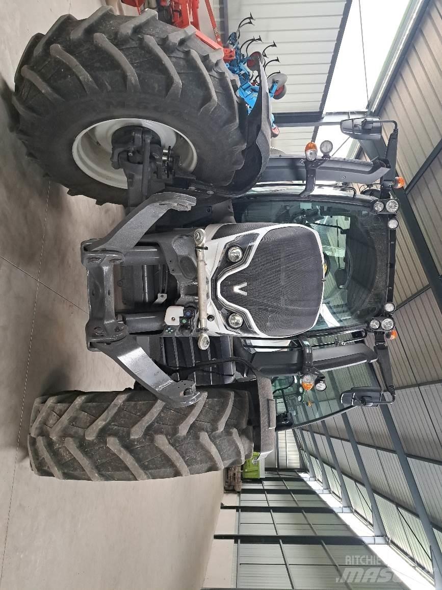 Valtra N155 Tractores