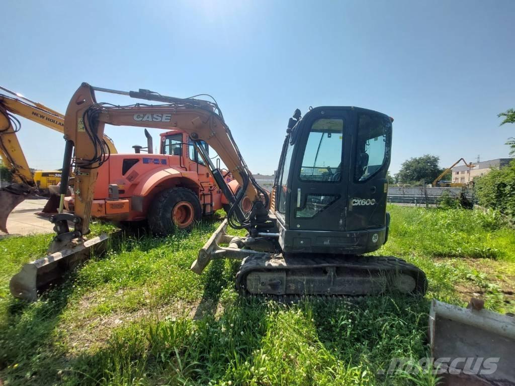 CASE CX60 Miniexcavadoras