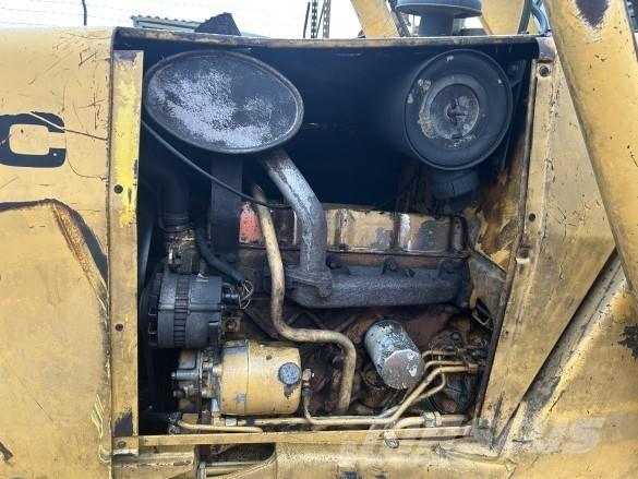 Ford 655C Retrocargadoras