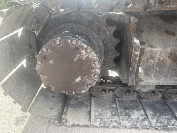 Hitachi ZX225 Excavadoras sobre orugas