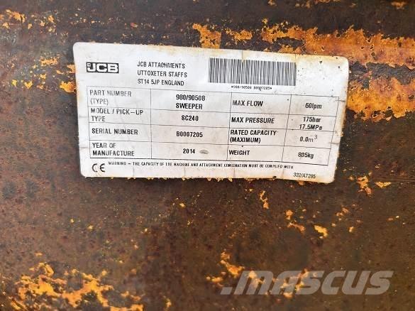 JCB SWEEPER SC240 Otros