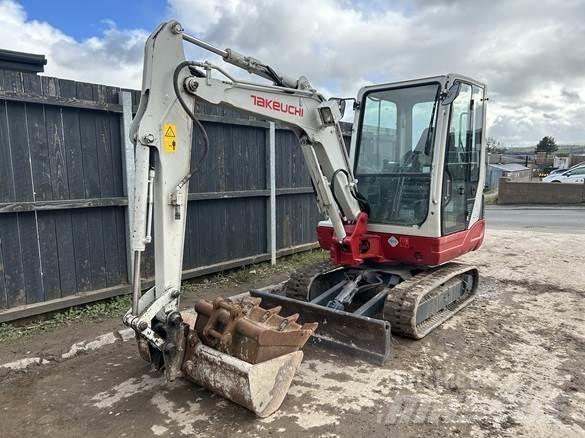 Takeuchi TB228 Excavadoras 7t - 12t