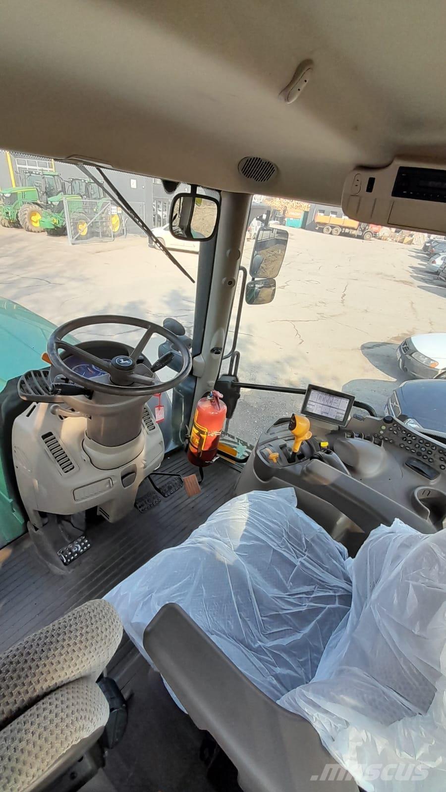 John Deere 6215R Tractores