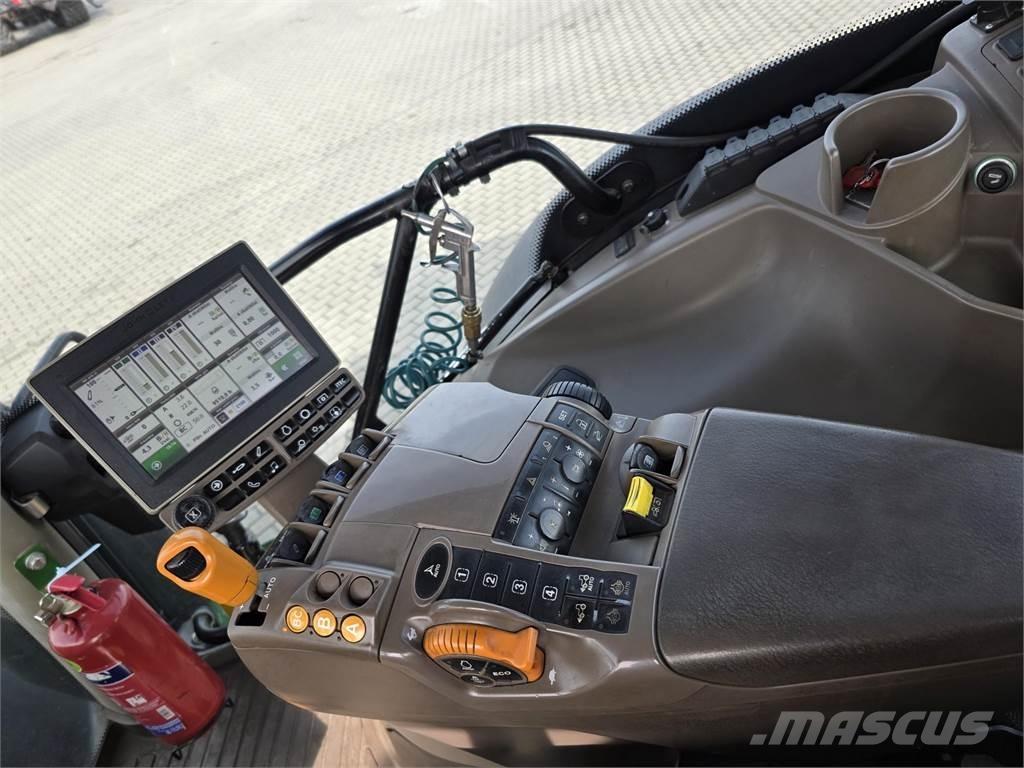 John Deere 6215R Tractores