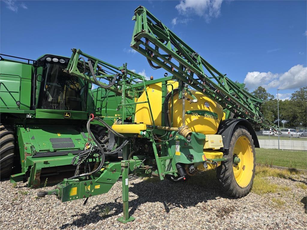 John Deere 740 Pulverizadores arrastrados