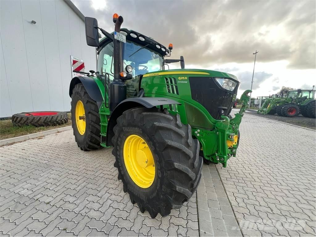 John Deere 6215 R Tractores