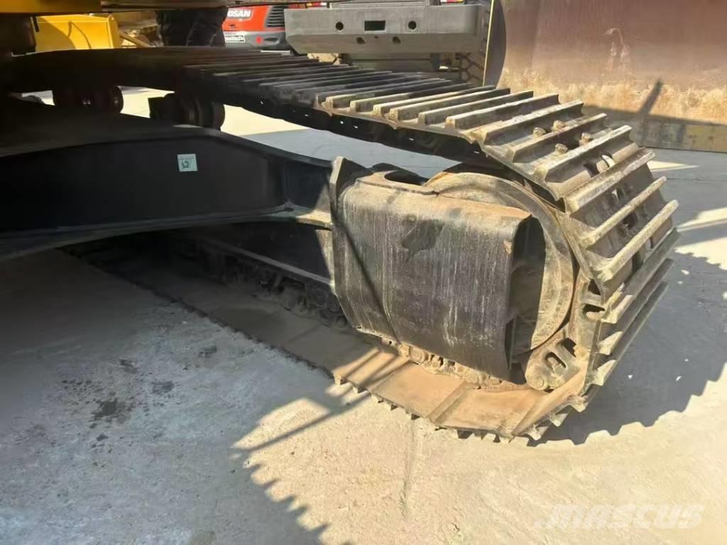 CAT 330D2L Excavadoras sobre orugas