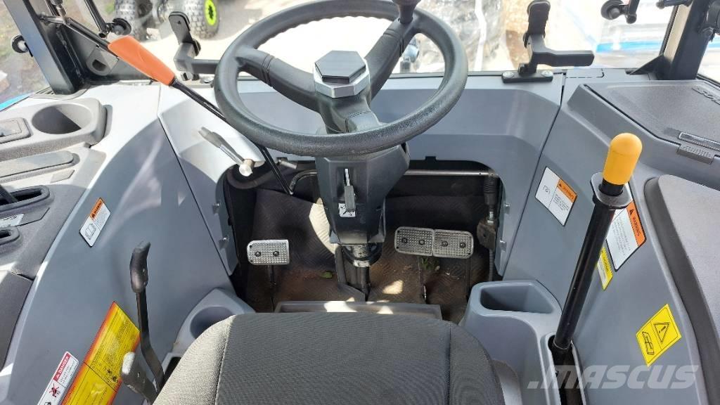 Solis 75/90 Tractores forestales