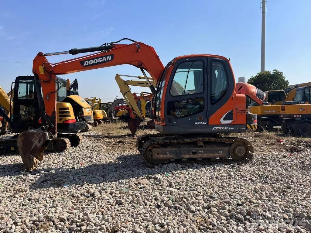 Doosan DX 80 Excavadoras 7t - 12t