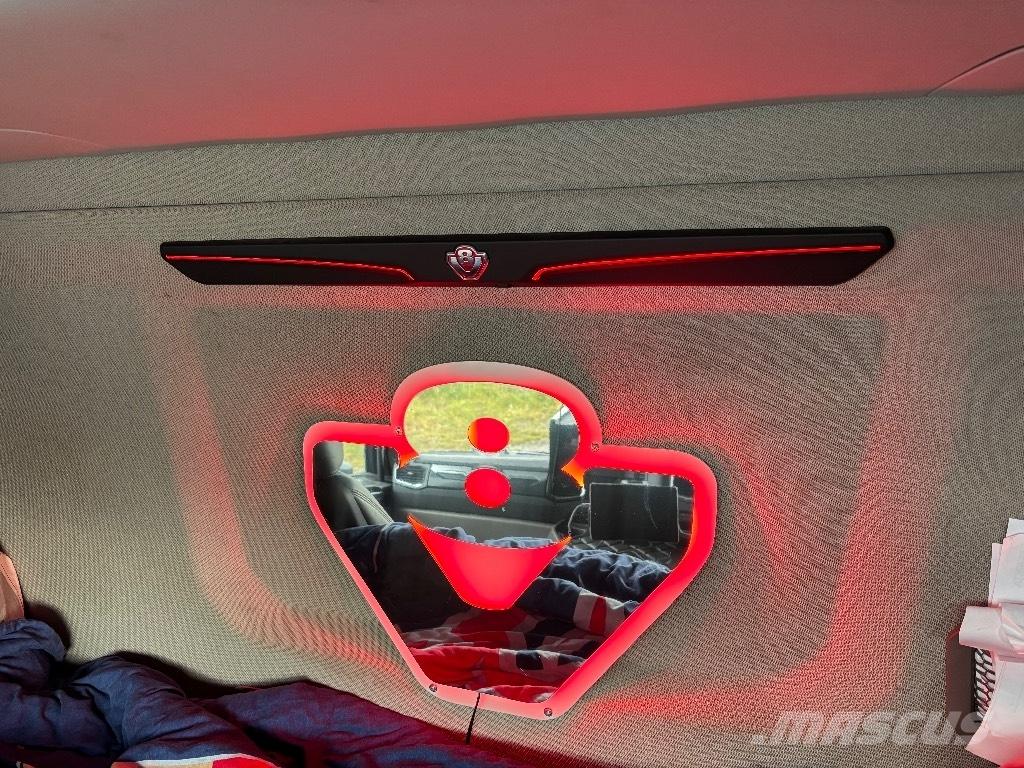 Scania R650B6X4NB Transportes de madera