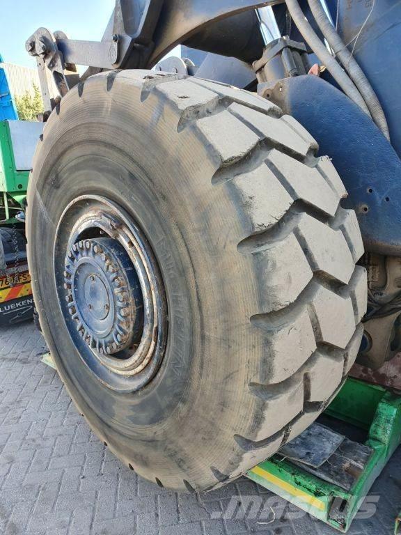 Michelin 29.5 R29 Llantas