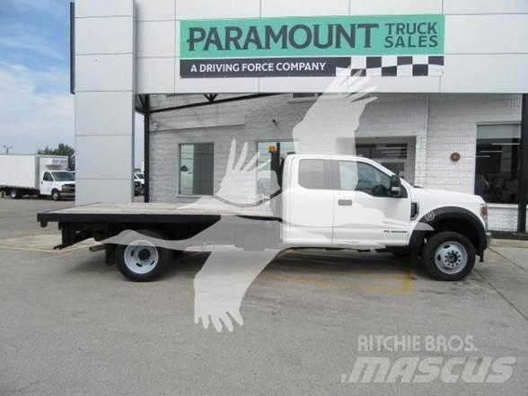 Ford F550 Camiones de cama baja