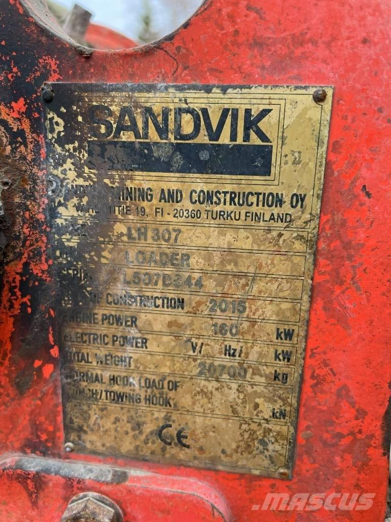 Sandvik LH 307 Cargadoras subterráneas