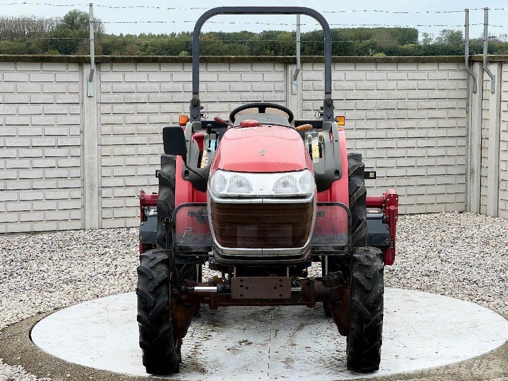 Yanmar EF226D Tractores