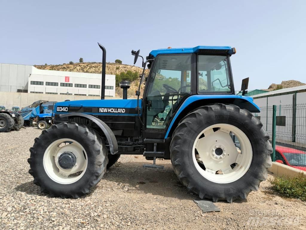 New Holland 8340 Tractores