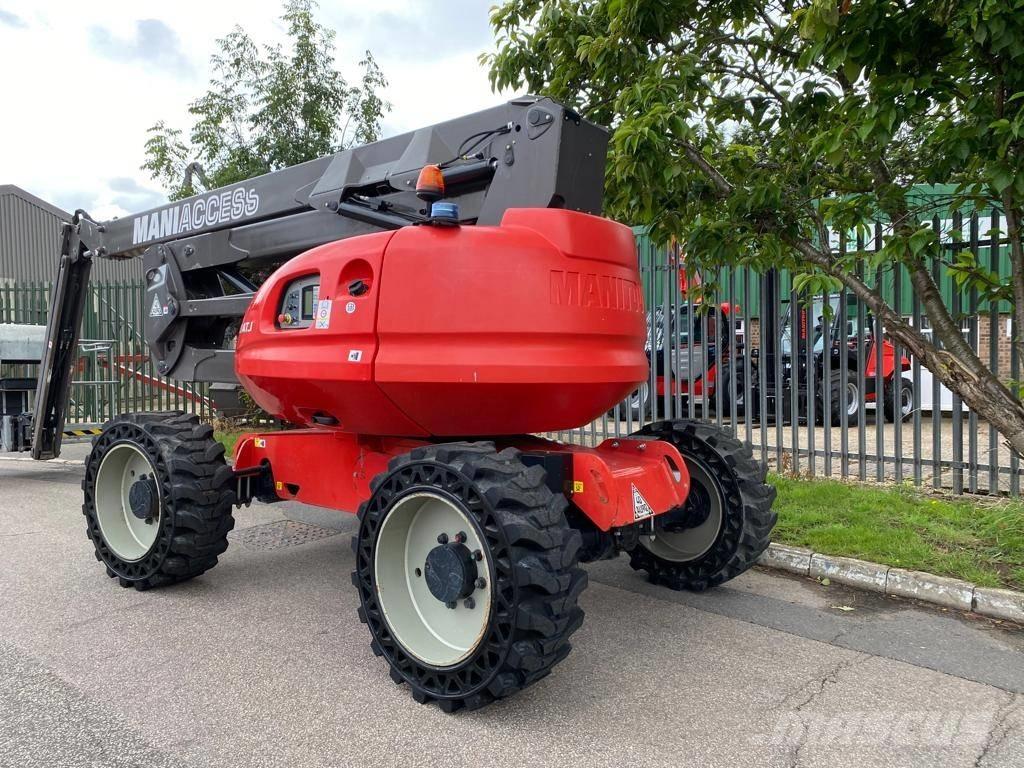 Manitou 200 ATJ Plataformas con brazo de elevación manual