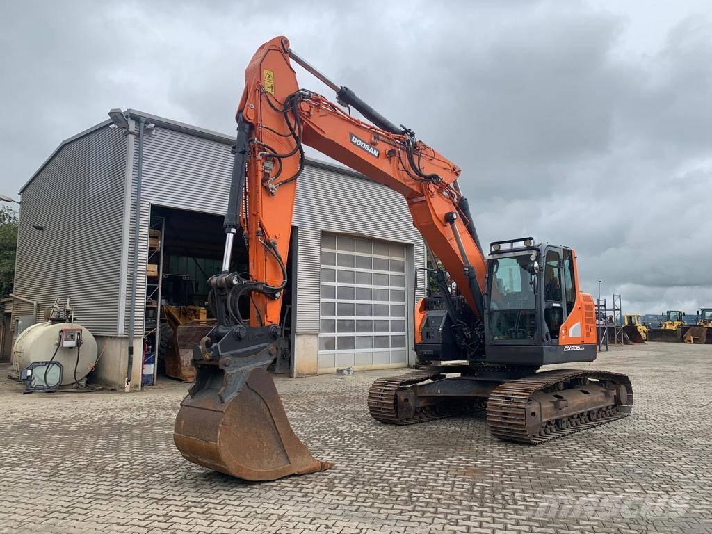 Doosan DX 235 LCR-5 Excavadoras sobre orugas