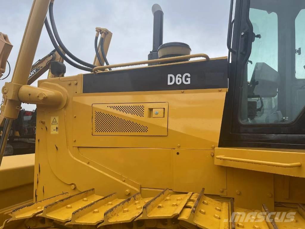 CAT D 6 G Buldozer sobre oruga
