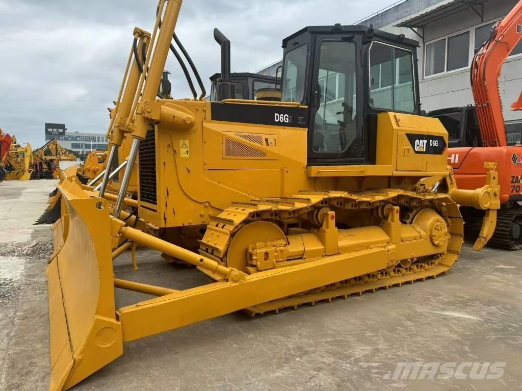 CAT D 6 G Buldozer sobre oruga