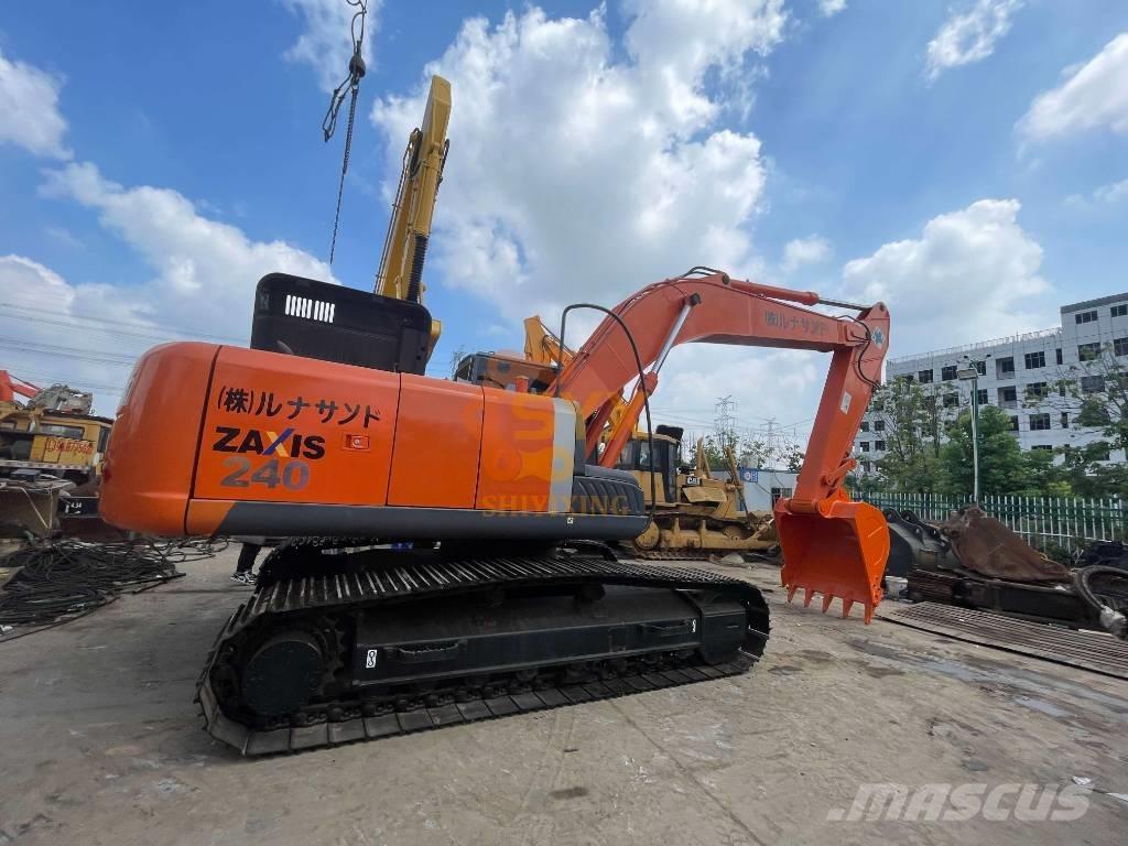 Hitachi ZX 240 Excavadoras sobre orugas