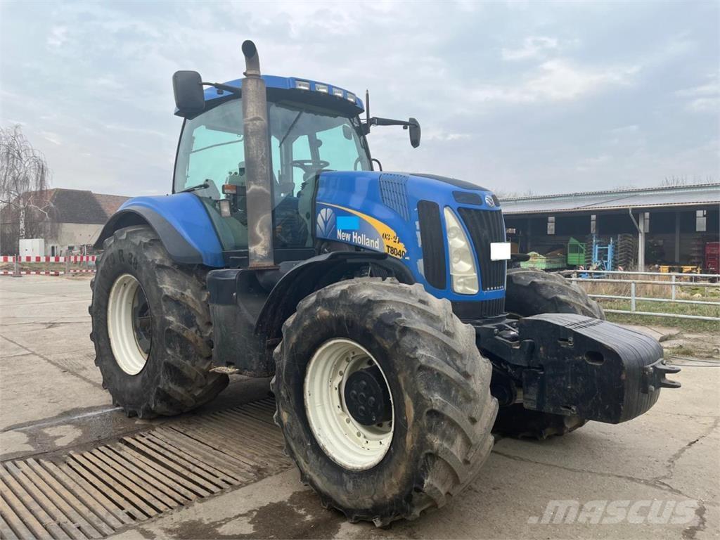 New Holland T8040 Tractores