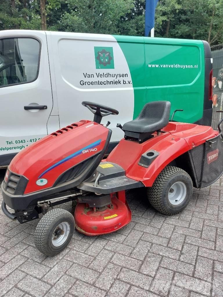 Toro zitmaaier DH140 Tractores corta-césped