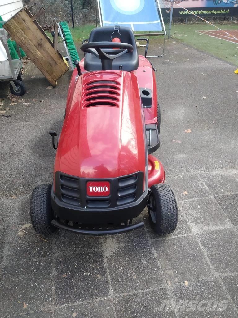 Toro zitmaaier DH140 Tractores corta-césped